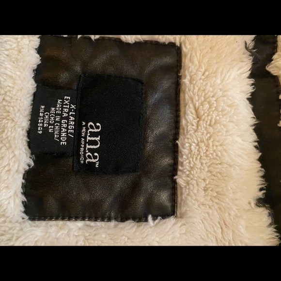 Ana brand faux leather fluffy lined coat jacket - Picture 5 of 8